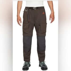 Nike ACG SMITH SUMMIT CARGO PANT.